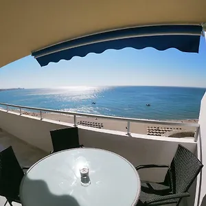 Beach Front Penthouse - Lägenhet